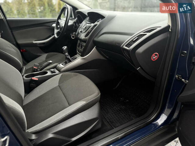 Синій Форд Фокус, об'ємом двигуна 1.6 л та пробігом 280 тис. км за 5899 $, фото 10 на Automoto.ua