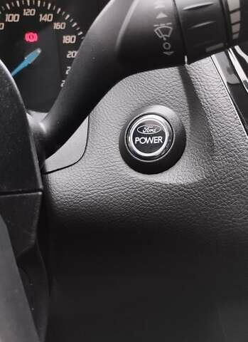 Синий Форд Фокус, объемом двигателя 1.6 л и пробегом 252 тыс. км за 8800 $, фото 30 на Automoto.ua