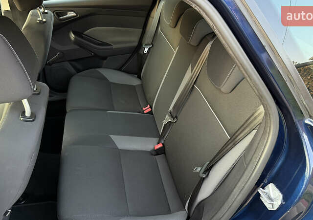 Синий Форд Фокус, объемом двигателя 1.6 л и пробегом 217 тыс. км за 7050 $, фото 17 на Automoto.ua