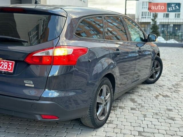 Синий Форд Фокус, объемом двигателя 1.6 л и пробегом 235 тыс. км за 7200 $, фото 14 на Automoto.ua