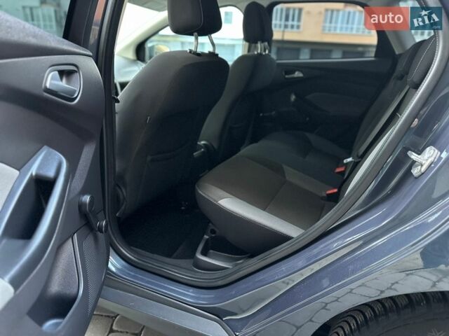 Синий Форд Фокус, объемом двигателя 1.6 л и пробегом 235 тыс. км за 7200 $, фото 40 на Automoto.ua