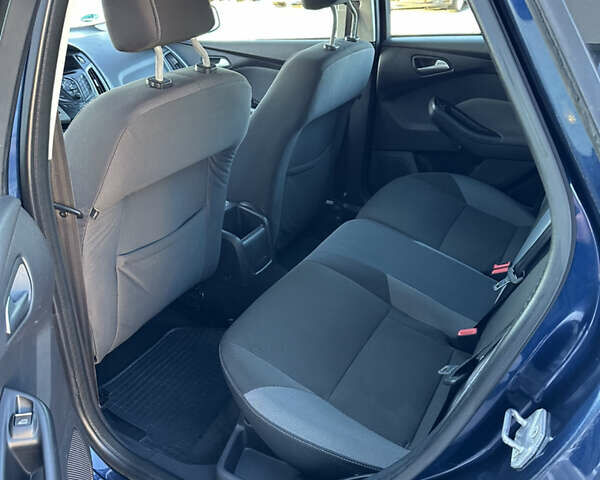 Синий Форд Фокус, объемом двигателя 1.6 л и пробегом 194 тыс. км за 6999 $, фото 29 на Automoto.ua