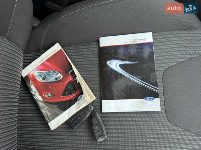 Синий Форд Фокус, объемом двигателя 1.6 л и пробегом 195 тыс. км за 7699 $, фото 89 на Automoto.ua