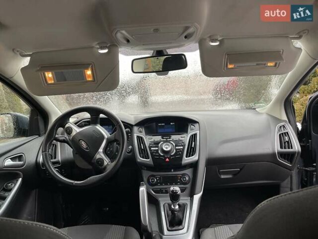 Синій Форд Фокус, об'ємом двигуна 1.6 л та пробігом 230 тис. км за 7999 $, фото 81 на Automoto.ua