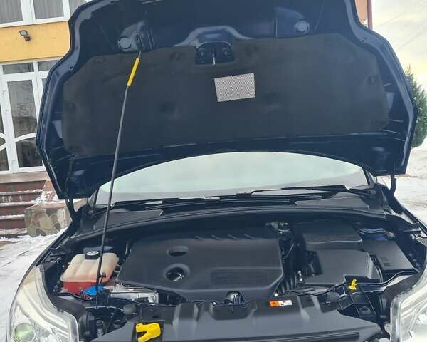 Синий Форд Фокус, объемом двигателя 1.6 л и пробегом 208 тыс. км за 8600 $, фото 115 на Automoto.ua