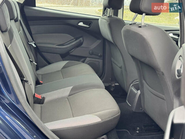 Синий Форд Фокус, объемом двигателя 1.6 л и пробегом 198 тыс. км за 6999 $, фото 68 на Automoto.ua