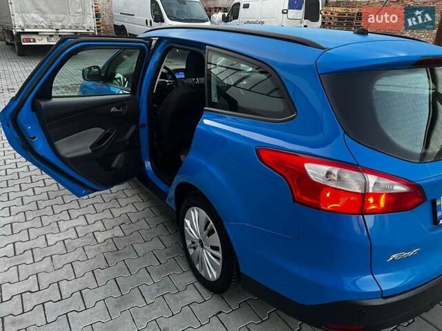 Синій Форд Фокус, об'ємом двигуна 1.6 л та пробігом 247 тис. км за 5500 $, фото 10 на Automoto.ua