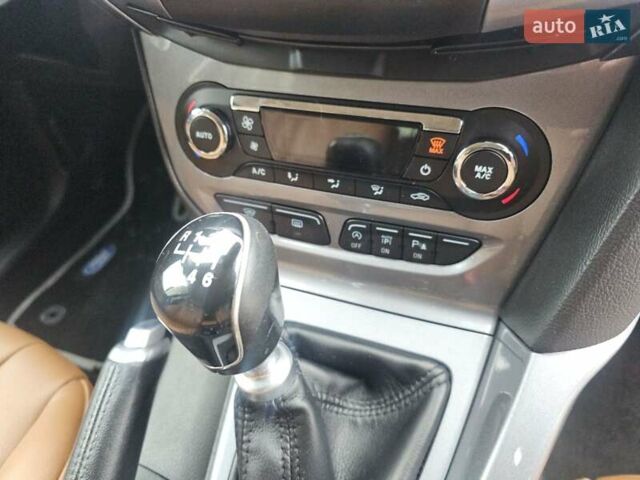 Синий Форд Фокус, объемом двигателя 1.6 л и пробегом 229 тыс. км за 8600 $, фото 31 на Automoto.ua