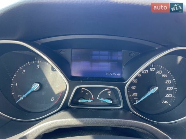 Синий Форд Фокус, объемом двигателя 1.6 л и пробегом 197 тыс. км за 7200 $, фото 2 на Automoto.ua