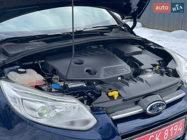 Синий Форд Фокус, объемом двигателя 1.6 л и пробегом 209 тыс. км за 8300 $, фото 72 на Automoto.ua