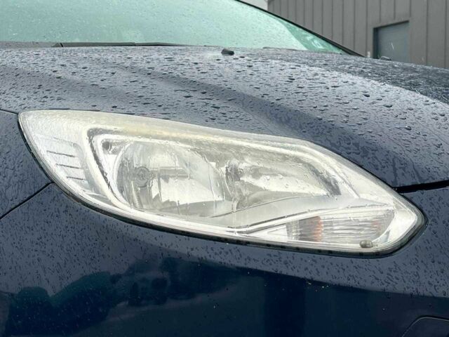 Синий Форд Фокус, объемом двигателя 1.6 л и пробегом 298 тыс. км за 6490 $, фото 12 на Automoto.ua