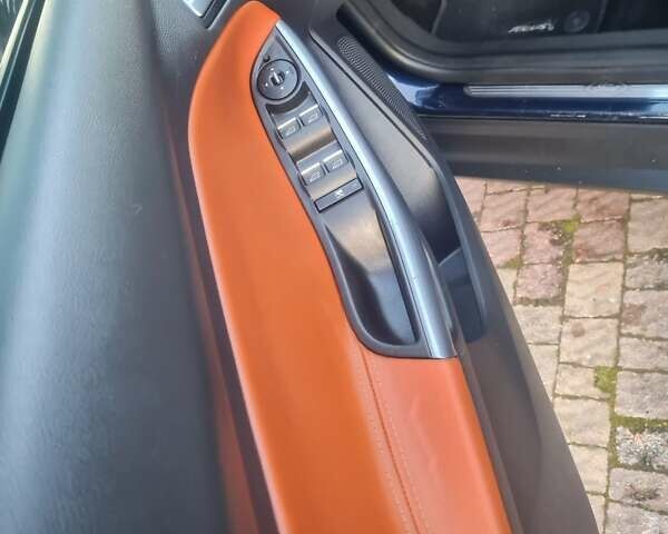 Синій Форд Фокус, об'ємом двигуна 1.6 л та пробігом 209 тис. км за 8300 $, фото 90 на Automoto.ua