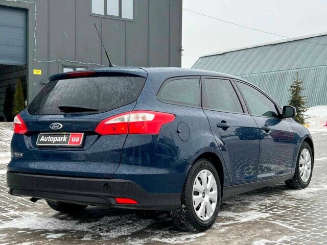 Синий Форд Фокус, объемом двигателя 1.6 л и пробегом 298 тыс. км за 6490 $, фото 8 на Automoto.ua