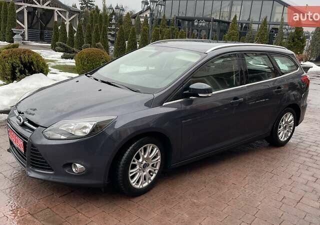 Синій Форд Фокус, об'ємом двигуна 1.6 л та пробігом 230 тис. км за 7999 $, фото 46 на Automoto.ua