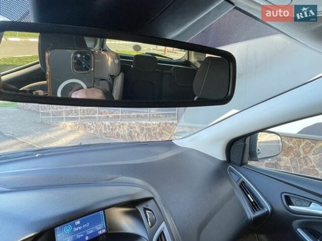 Синий Форд Фокус, объемом двигателя 1.56 л и пробегом 227 тыс. км за 7400 $, фото 22 на Automoto.ua