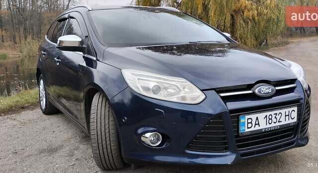 Синий Форд Фокус, объемом двигателя 1.6 л и пробегом 252 тыс. км за 8800 $, фото 5 на Automoto.ua