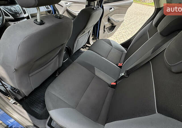 Синій Форд Фокус, об'ємом двигуна 1.6 л та пробігом 236 тис. км за 6450 $, фото 28 на Automoto.ua