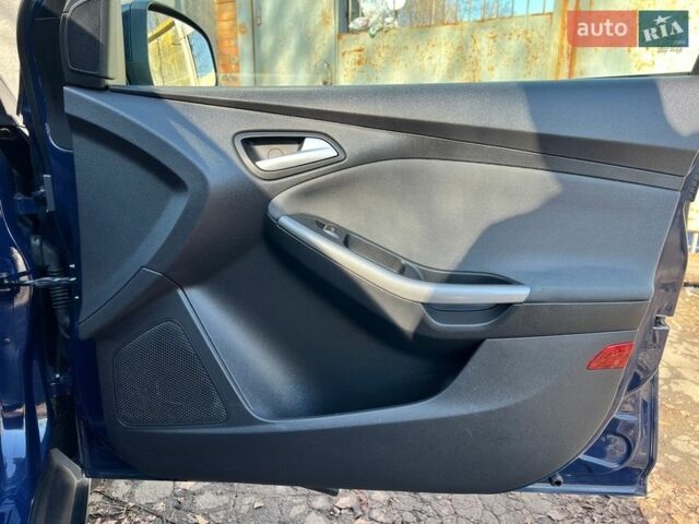 Синий Форд Фокус, объемом двигателя 1.56 л и пробегом 244 тыс. км за 7100 $, фото 40 на Automoto.ua