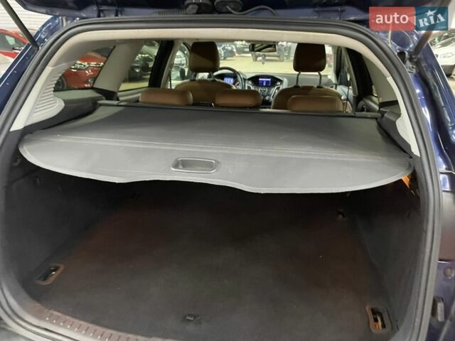 Синій Форд Фокус, об'ємом двигуна 1.6 л та пробігом 229 тис. км за 8900 $, фото 63 на Automoto.ua