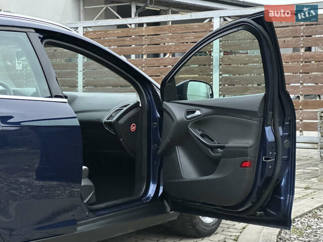 Синій Форд Фокус, об'ємом двигуна 1.6 л та пробігом 235 тис. км за 7699 $, фото 52 на Automoto.ua