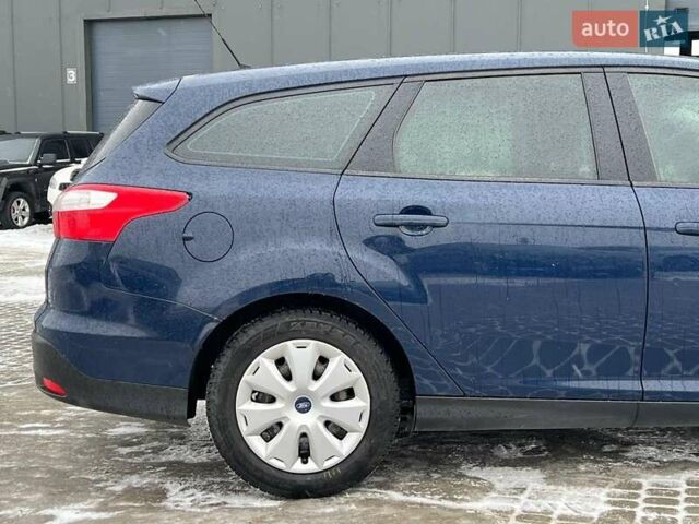 Синий Форд Фокус, объемом двигателя 1.6 л и пробегом 298 тыс. км за 6440 $, фото 7 на Automoto.ua