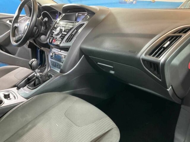 Синій Форд Фокус, об'ємом двигуна 0.16 л та пробігом 193 тис. км за 6300 $, фото 11 на Automoto.ua
