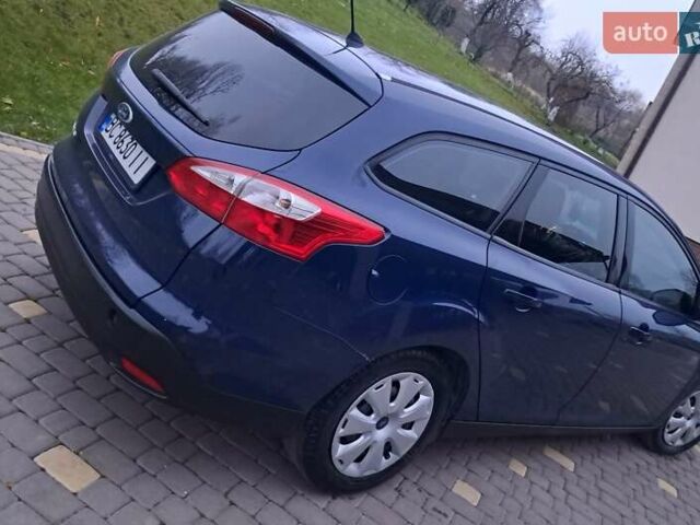 Синій Форд Фокус, об'ємом двигуна 1.6 л та пробігом 295 тис. км за 7800 $, фото 6 на Automoto.ua