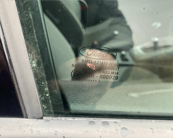 Синий Форд Фокус, объемом двигателя 1.6 л и пробегом 245 тыс. км за 7200 $, фото 23 на Automoto.ua