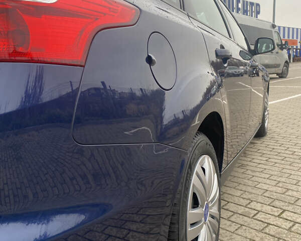 Синий Форд Фокус, объемом двигателя 1.6 л и пробегом 245 тыс. км за 7200 $, фото 20 на Automoto.ua