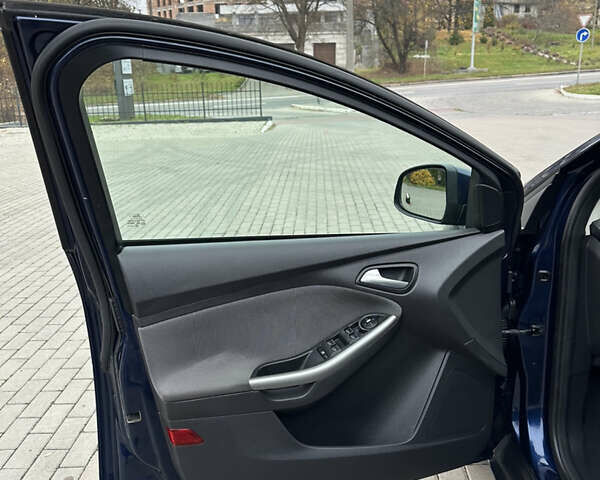 Синий Форд Фокус, объемом двигателя 1.6 л и пробегом 194 тыс. км за 7200 $, фото 24 на Automoto.ua