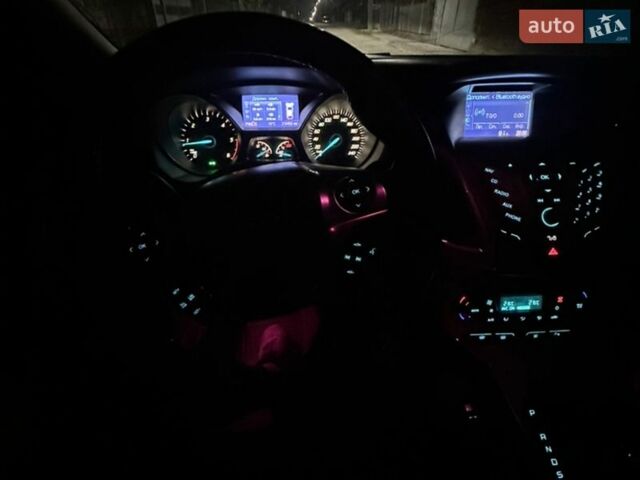 Синий Форд Фокус, объемом двигателя 2 л и пробегом 210 тыс. км за 6950 $, фото 17 на Automoto.ua