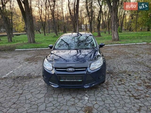 Синий Форд Фокус, объемом двигателя 1.6 л и пробегом 174 тыс. км за 6800 $, фото 23 на Automoto.ua