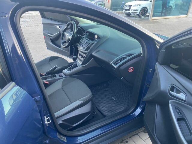 Синий Форд Фокус, объемом двигателя 1.6 л и пробегом 221 тыс. км за 6999 $, фото 18 на Automoto.ua