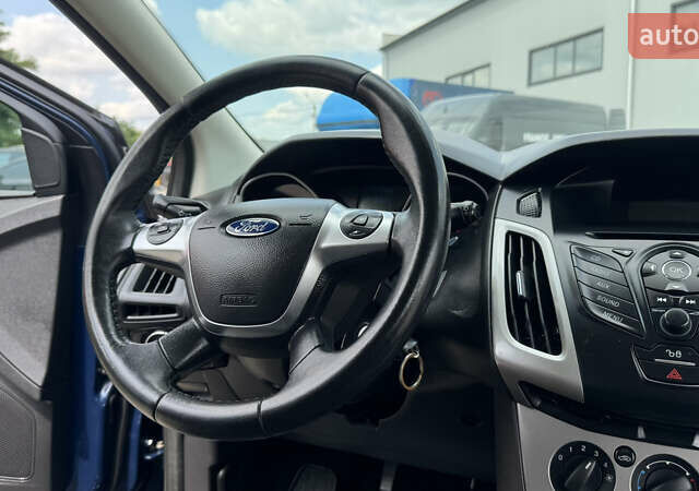 Синій Форд Фокус, об'ємом двигуна 1.6 л та пробігом 236 тис. км за 6450 $, фото 54 на Automoto.ua