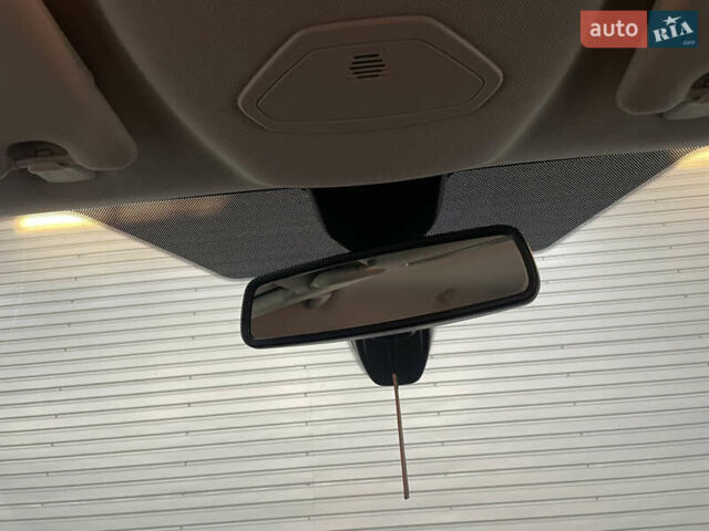 Синій Форд Фокус, об'ємом двигуна 1.6 л та пробігом 217 тис. км за 8350 $, фото 34 на Automoto.ua