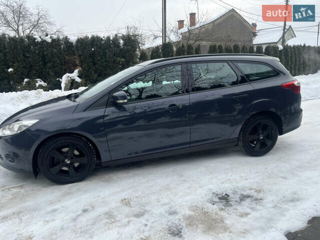 Синий Форд Фокус, объемом двигателя 1.6 л и пробегом 217 тыс. км за 7100 $, фото 6 на Automoto.ua