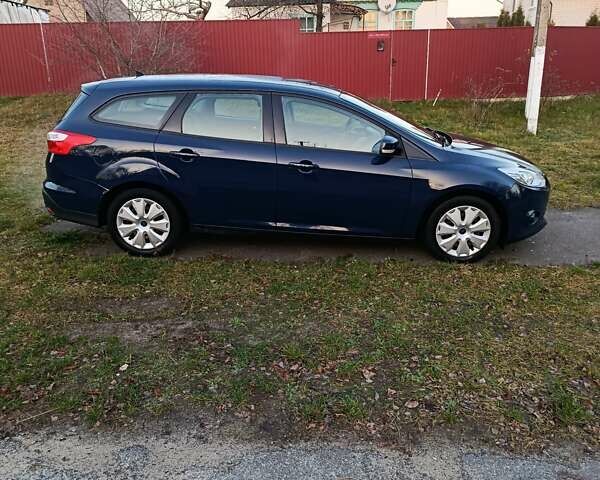 Синій Форд Фокус, об'ємом двигуна 1.6 л та пробігом 243 тис. км за 7300 $, фото 3 на Automoto.ua