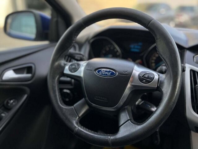 Синий Форд Фокус, объемом двигателя 1 л и пробегом 171 тыс. км за 6100 $, фото 11 на Automoto.ua