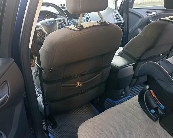 Синий Форд Фокус, объемом двигателя 1.6 л и пробегом 200 тыс. км за 9000 $, фото 3 на Automoto.ua