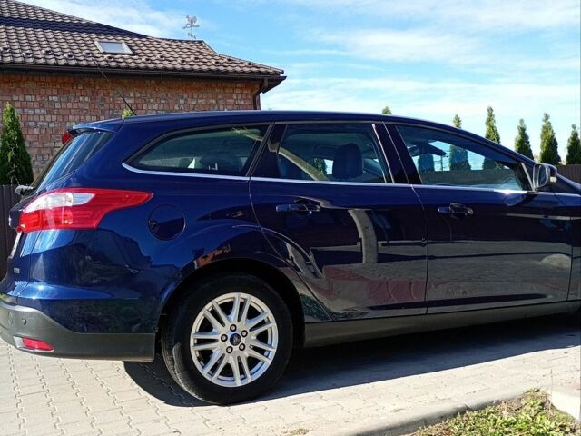Синій Форд Фокус, об'ємом двигуна 1.6 л та пробігом 195 тис. км за 6990 $, фото 5 на Automoto.ua