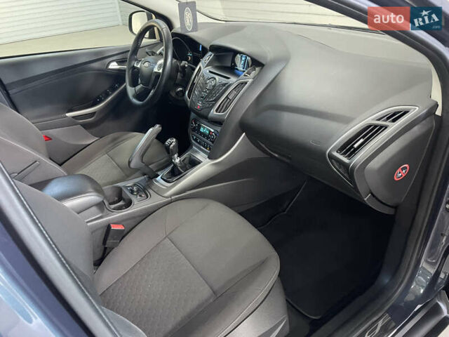 Синий Форд Фокус, объемом двигателя 1.6 л и пробегом 217 тыс. км за 7750 $, фото 17 на Automoto.ua