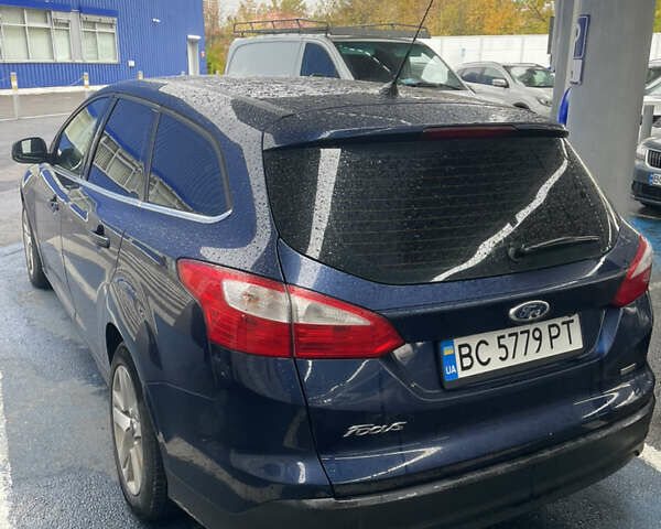 Форд Фокус 2013 в Львове на Automoto.ua Синий Форд Фокус, объемом двигателя 1.6 л и пробегом 315 тыс. км за 7000 $, фото 4 на Automoto.ua