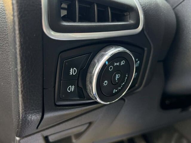 Синий Форд Фокус, объемом двигателя 1 л и пробегом 171 тыс. км за 6100 $, фото 13 на Automoto.ua