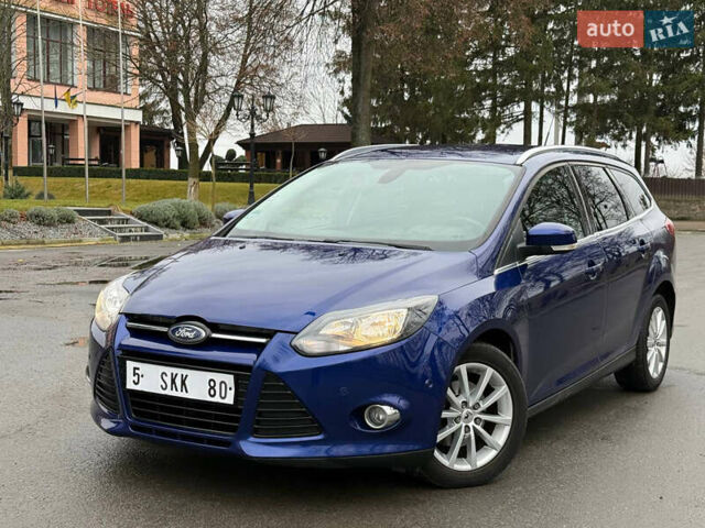 Синий Форд Фокус, объемом двигателя 1.6 л и пробегом 240 тыс. км за 8550 $, фото 1 на Automoto.ua