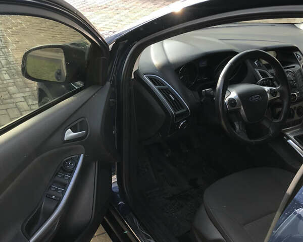 Синий Форд Фокус, объемом двигателя 1.56 л и пробегом 323 тыс. км за 6700 $, фото 8 на Automoto.ua