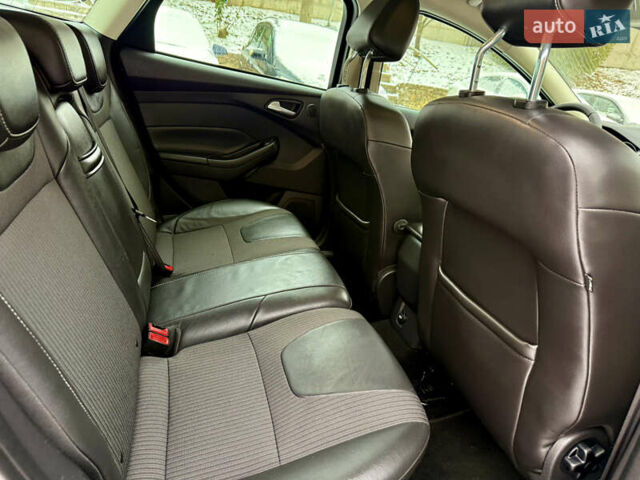 Синій Форд Фокус, об'ємом двигуна 1 л та пробігом 106 тис. км за 5499 $, фото 21 на Automoto.ua