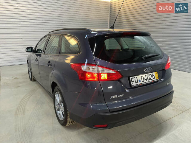 Синій Форд Фокус, об'ємом двигуна 1.6 л та пробігом 217 тис. км за 8350 $, фото 60 на Automoto.ua