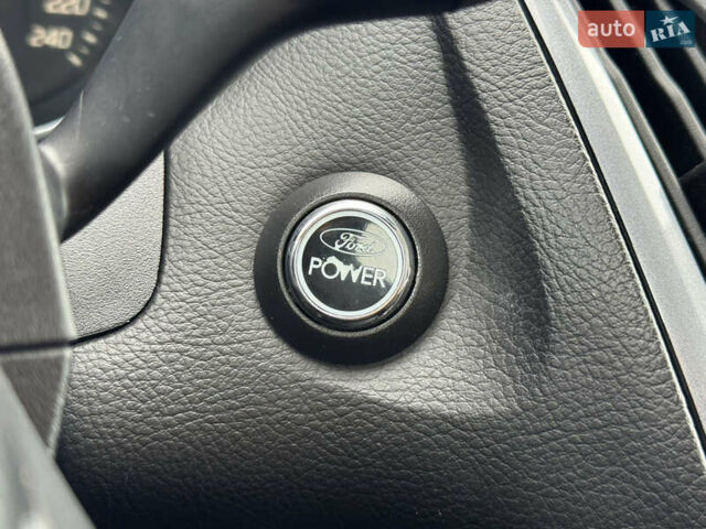 Синий Форд Фокус, объемом двигателя 1.6 л и пробегом 208 тыс. км за 8649 $, фото 52 на Automoto.ua