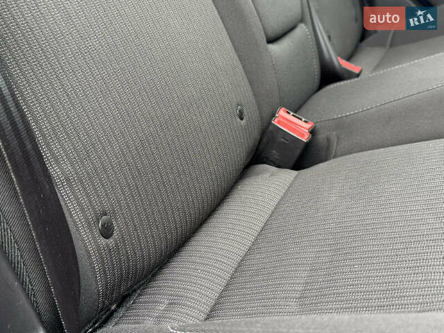 Синий Форд Фокус, объемом двигателя 1.6 л и пробегом 208 тыс. км за 8649 $, фото 79 на Automoto.ua