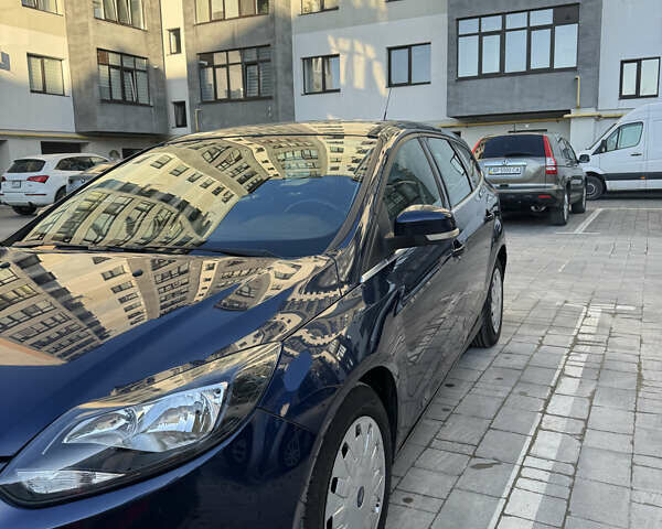 Синий Форд Фокус, объемом двигателя 1.6 л и пробегом 289 тыс. км за 9500 $, фото 2 на Automoto.ua